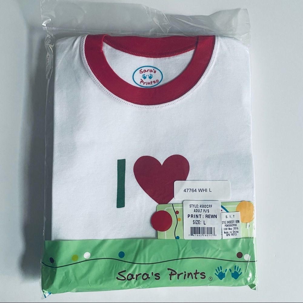 Sara's Prints I ♥️ Santa Long John Pajama Set